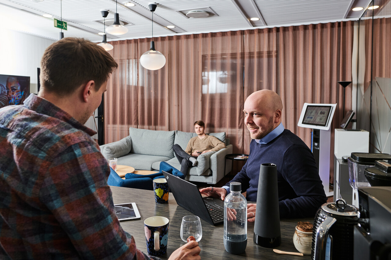 Virtual selling is here to stay, but F2F encounters still bring value for both customer and seller