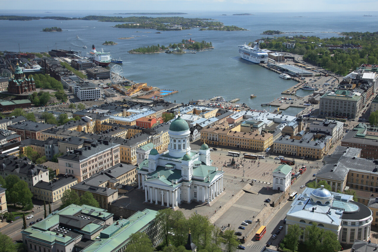 Helsingin kaupunki hyppäsi uuteen aikaan, kun Kallion virastotalolla otettiin käyttöön automatisoitu Systam Visit -vierailijahallinta.